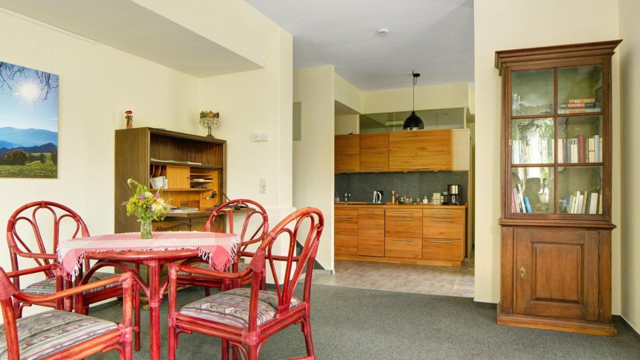 Ferienwohnung Zum Goldenen Kopf Elzach Exteriör bild